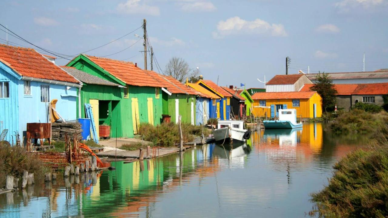 Les Pieds Dans L'Eau Acces Direct A La Plage La Cotiniere Luaran gambar